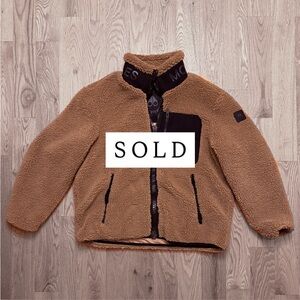 Moose Knuckles Sherpa Fleece Jacket – Men’s XL – Camel Brown with Black Accents